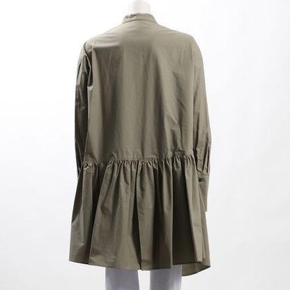 裾デザインバンドカラーブラウス