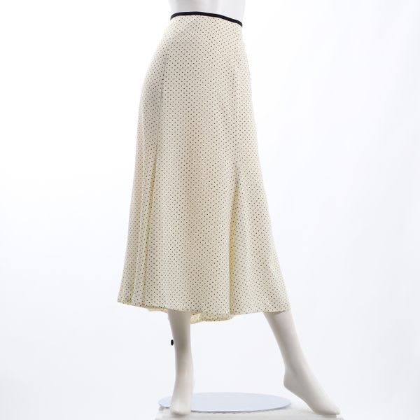 ドット柄フレアスカート