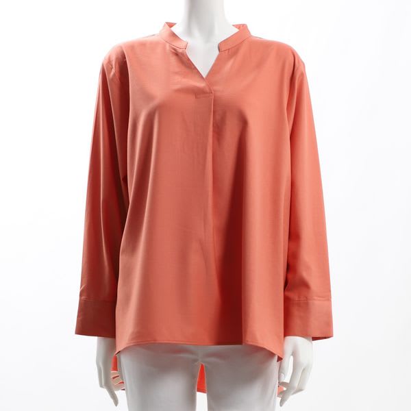 後ろ丈長めゆったりシルエットブラウス