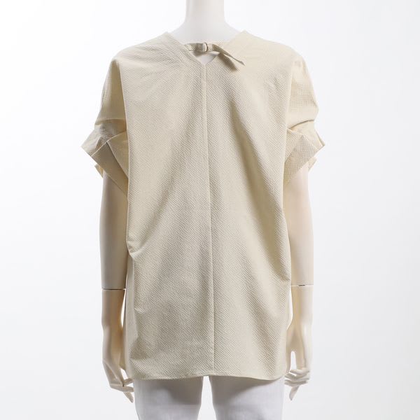 Dカンベルト袖タックデザインブラウス