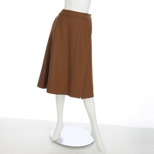 サイドボタンラップ風スカート