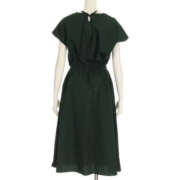 バックスリットリボンワンピース