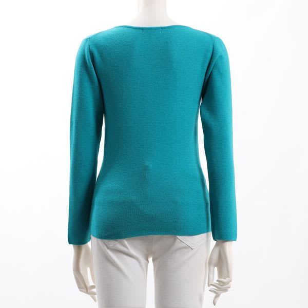 シンプルデザインVネックニット