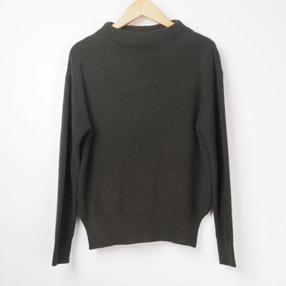 オフネックシンプルニット