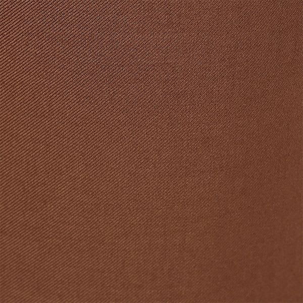 デザイン性のあるフロントウエストタック入りパンツ