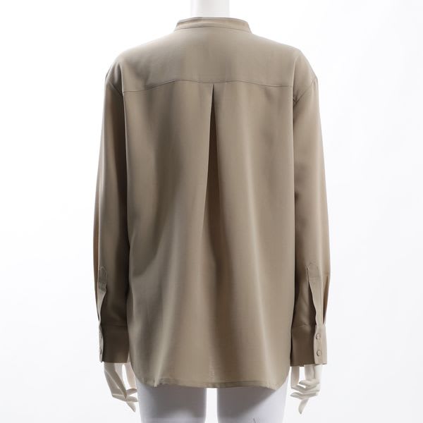 バックタックデザインバンドカラーブラウス