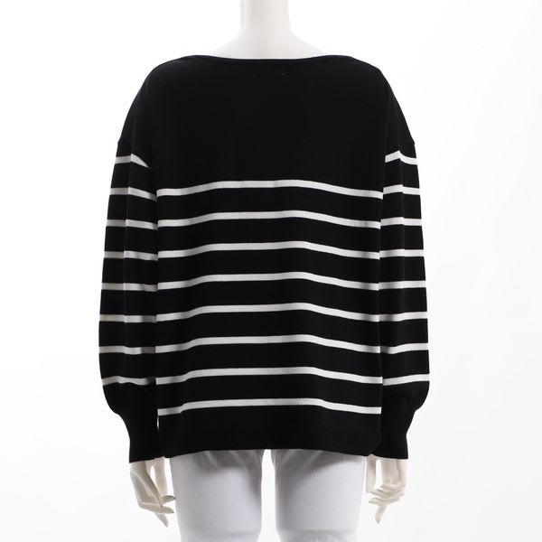 オープンフロントネックボーダー柄ニット