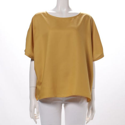 肩タックブラウス