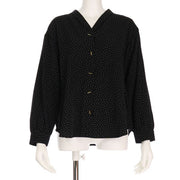 フロント飾りボタンデザインブラウス