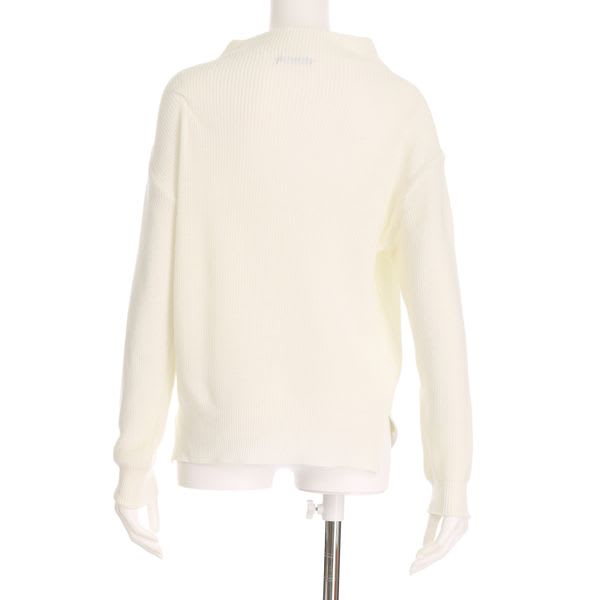 オフネックニット