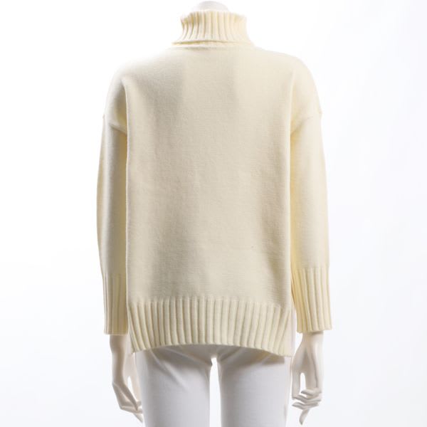 ドロップショルダータートルネックニット