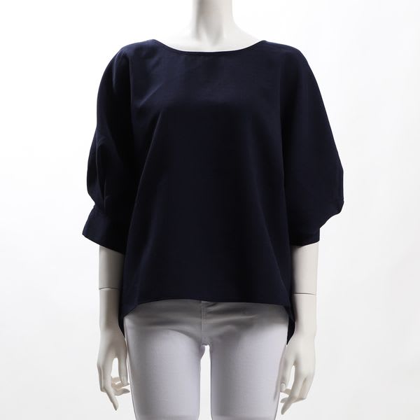 ふんわり袖くるみボタンブラウス