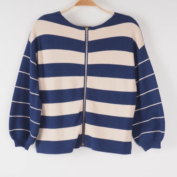 バックジップボーダー切り替えニット