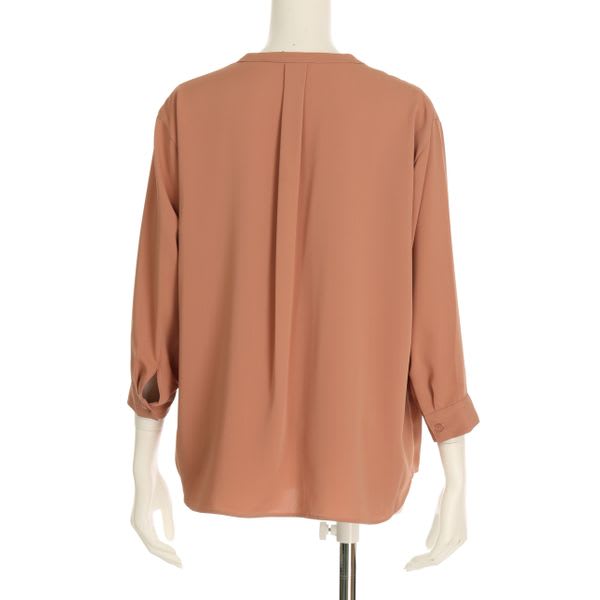 ポケットデザインブラウス