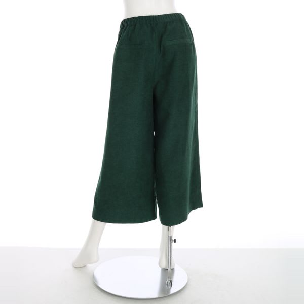 ラップ風ワイドパンツ