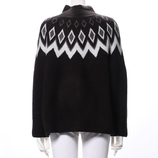 ノルディック柄ハイネックニット