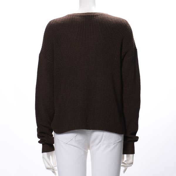 ミドルゲージVネックニット