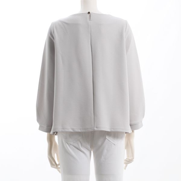 リップル素材クルーネックプルオーバー