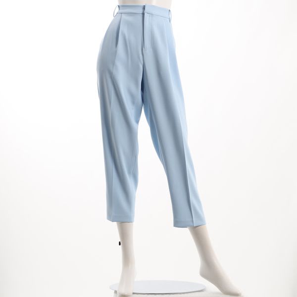 美脚タックテーパードパンツ