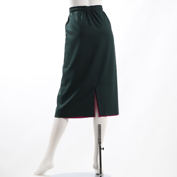 ストレッチリバーシブルセミタイトスカート