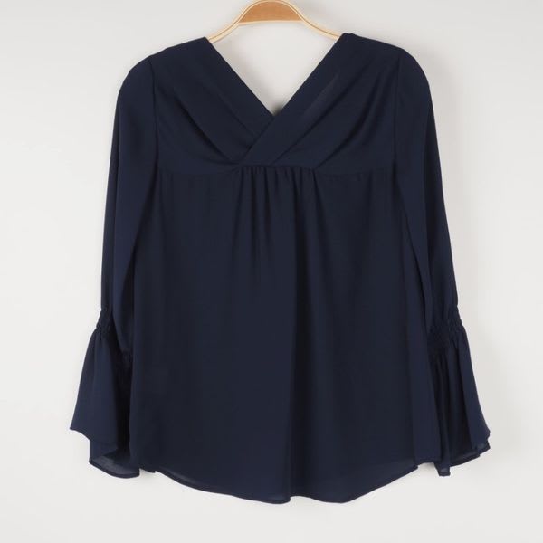 シャーリングデザインブラウス