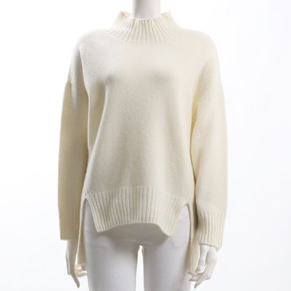 Vネックリブニット