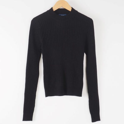 クルーネックリブニット