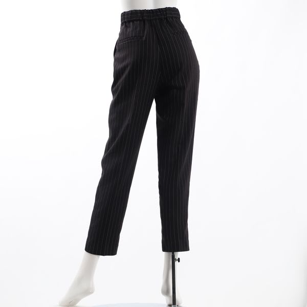 ストライプ柄テーパードパンツ