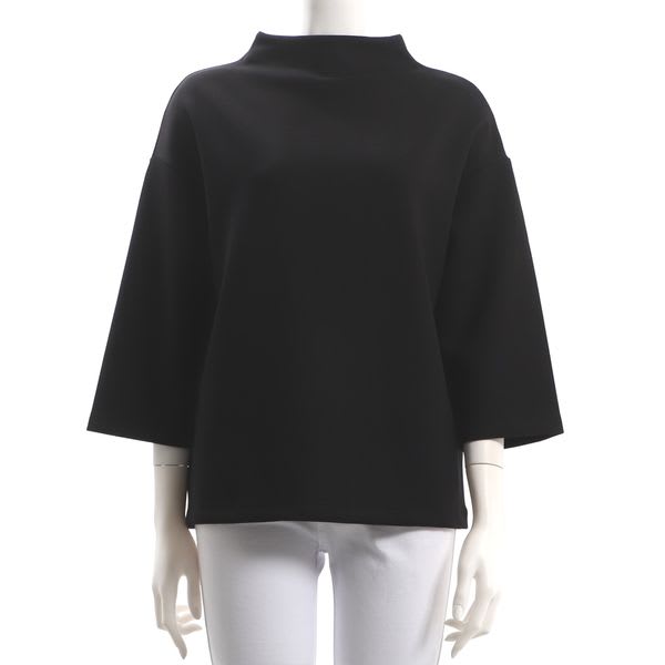 フリルデザインブラウス