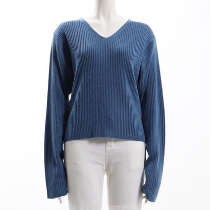 Vネックリブニット