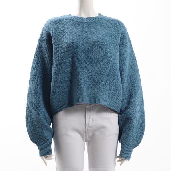 ボリュームスリーブクルーネックニット