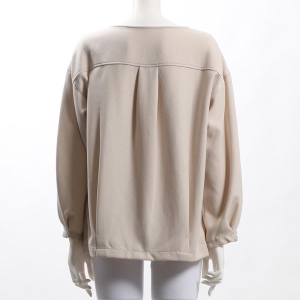 エルテルサージオープンフロントネックブラウス