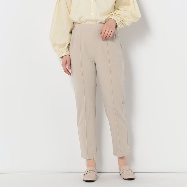 センターシームテーパードパンツ