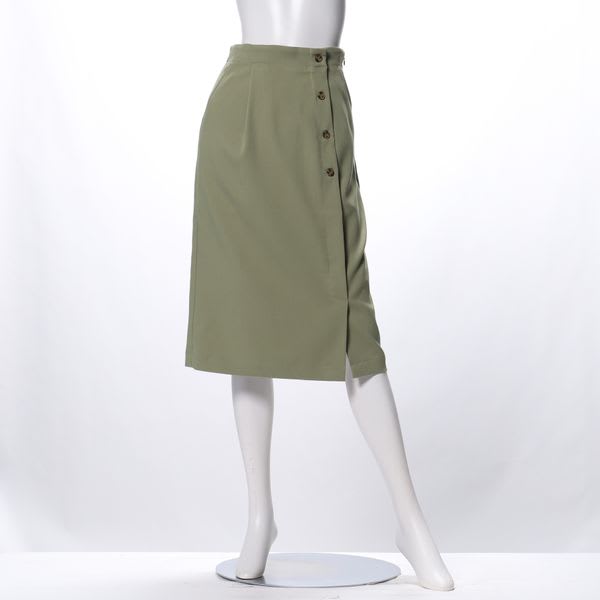 フロントボタンラップ風スカート