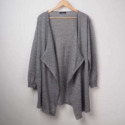 上品シルエットニットカーディガン