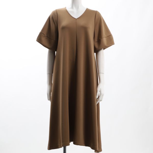 VネックAラインワンピース