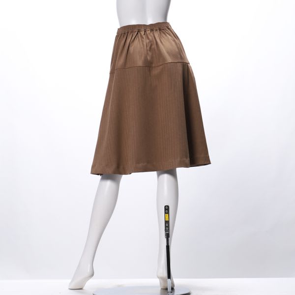 切り替えデザインウーリッシュヘリンボーンスカート