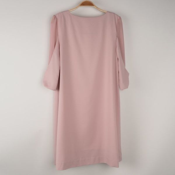 袖切り替えデザインワンピース