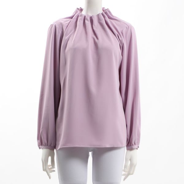 タックデザインネックブラウス