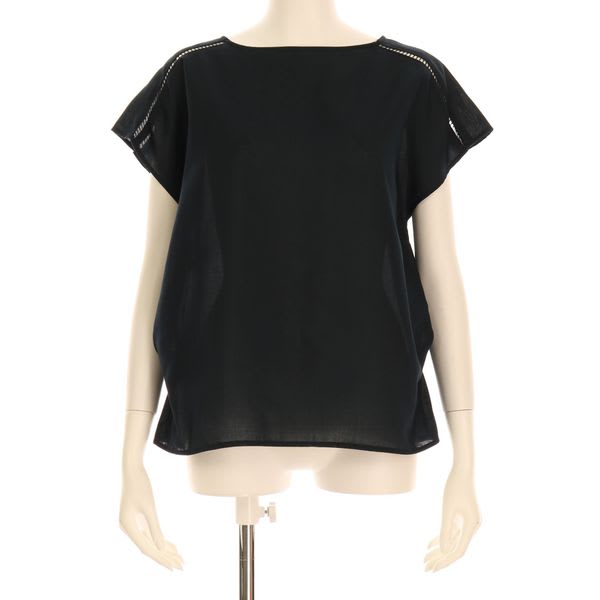 肩のはしごレースブラウス