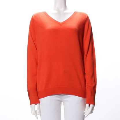 シンプルデザインVネックニット