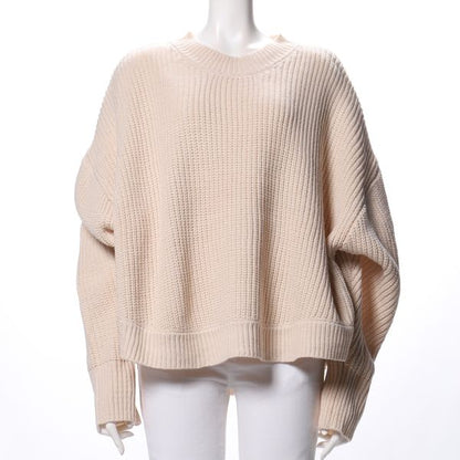 ドロップショルダークルーネックニット