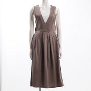 タック入りVネックジャンパースカート