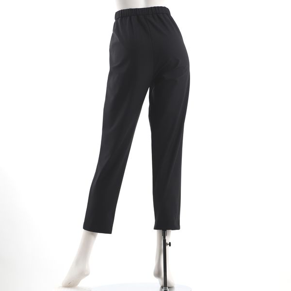 タック入りテーパードパンツ