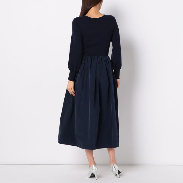 リブニットとギャザーフレアスカートのドッキングワンピース
