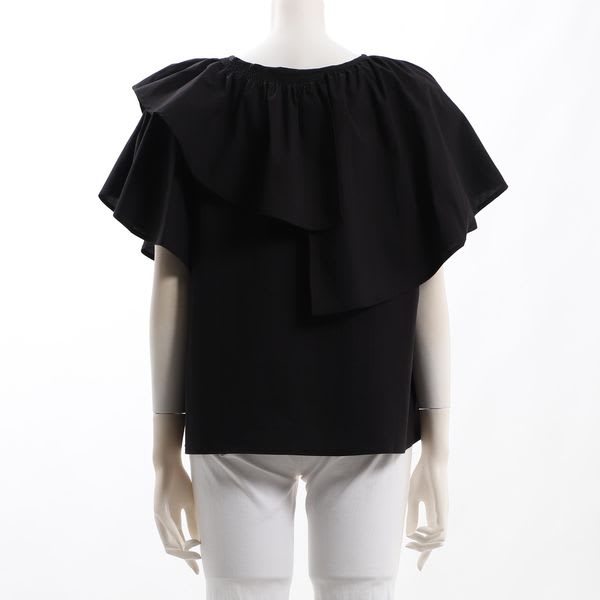 首元フリルボリュームブラウス