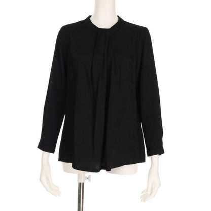 ボウタイ風ブラウス