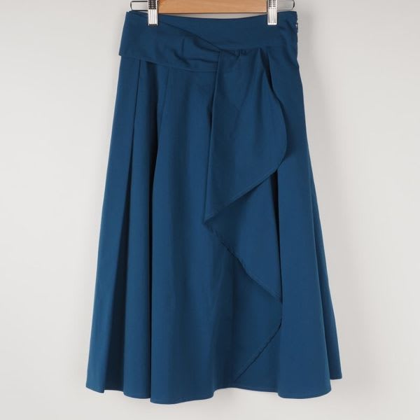 フリルデザインフレアスカート