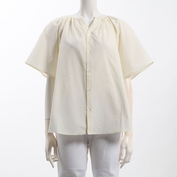 オープンフロントネックブラウス