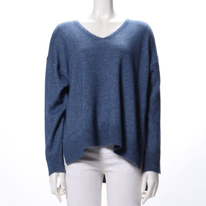 バックテールデザインVネックニット